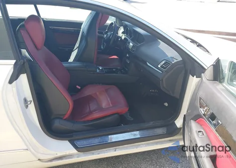 2014 Mercedes-Benz E 350 4Matic z USA, uszkodzony, nr VIN WDDKJ8JB4EF242157